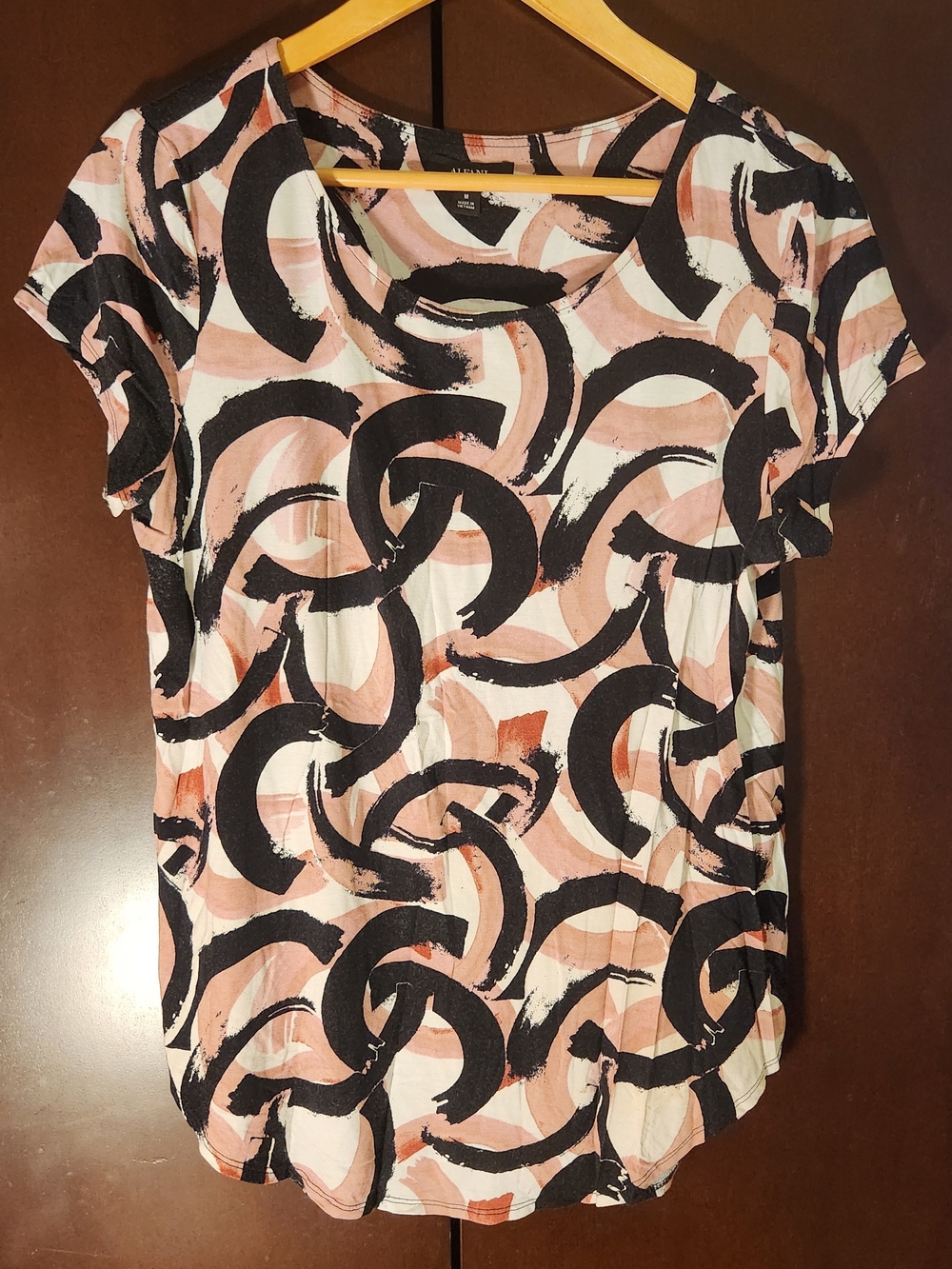 Alfani Pink & Black Abstract Chain-Brush Short Sleeve Tee Women Size Medium
